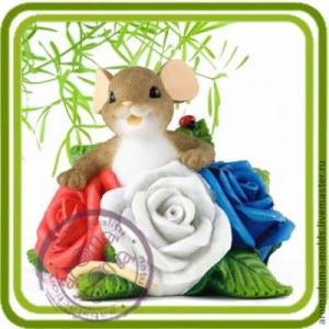 Мышка в розах 1, 3D силиконовая форма для мыла, свечей, шоколада, гипса и пр.
